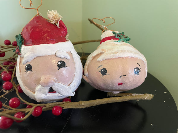 Christmas Ornaments- Mr and Mrs.Clause Modern