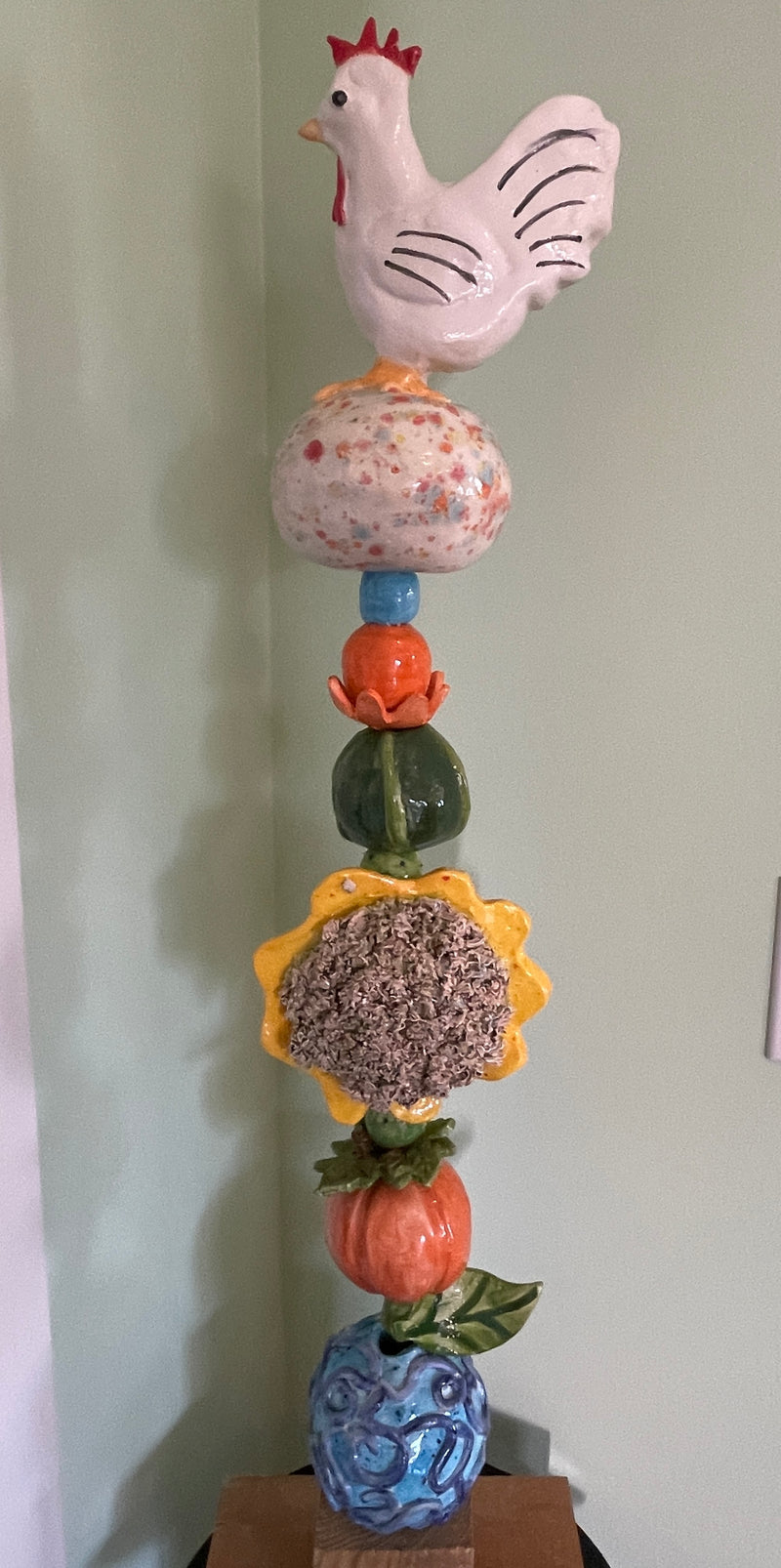 ART- Pottery Garden Totem Pole 30"  tall