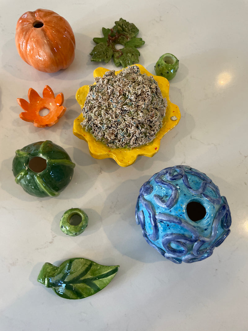 ART- Pottery Garden Totem Pole 30"  tall